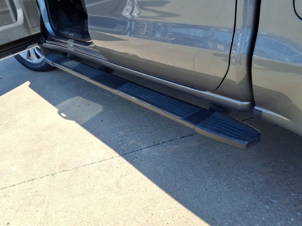 Used 2022 Chevrolet Silverado 1500 Custom w/ LPO, Dark Essentials Package RWD image 24
