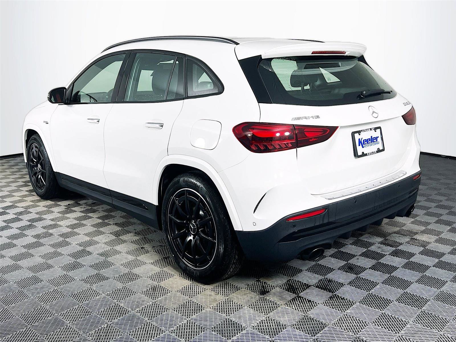 New 2026 Mercedes-Benz GLA 35 AMG 4MATIC image 4