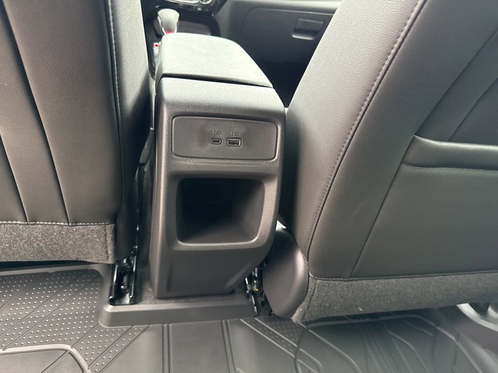 New 2026 Chevrolet Trax RS w/ Sunroof Package image 22