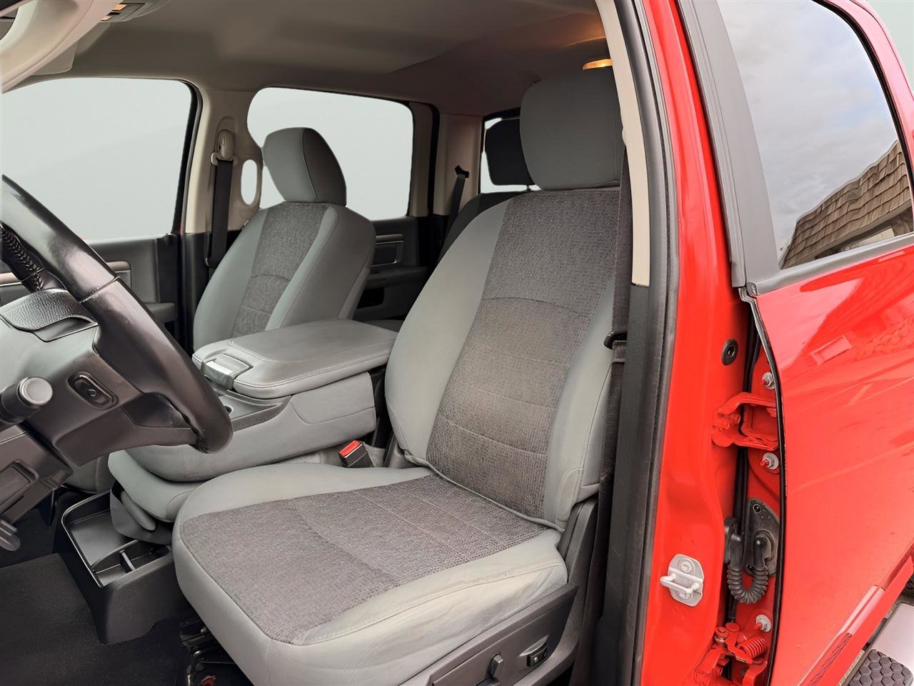 Used 2017 RAM 1500 Big Horn image 13