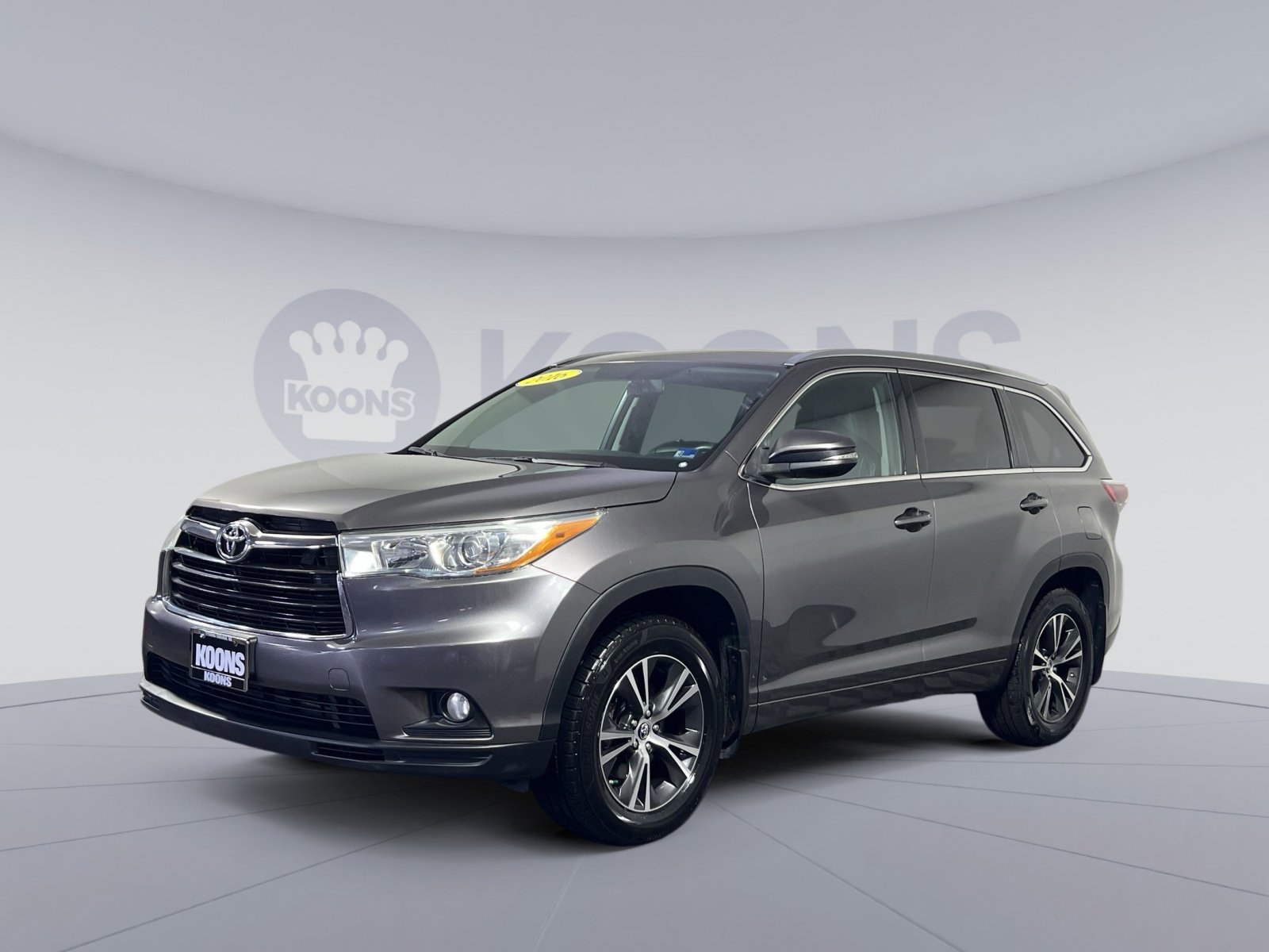 Used 2016 Toyota Highlander XLE