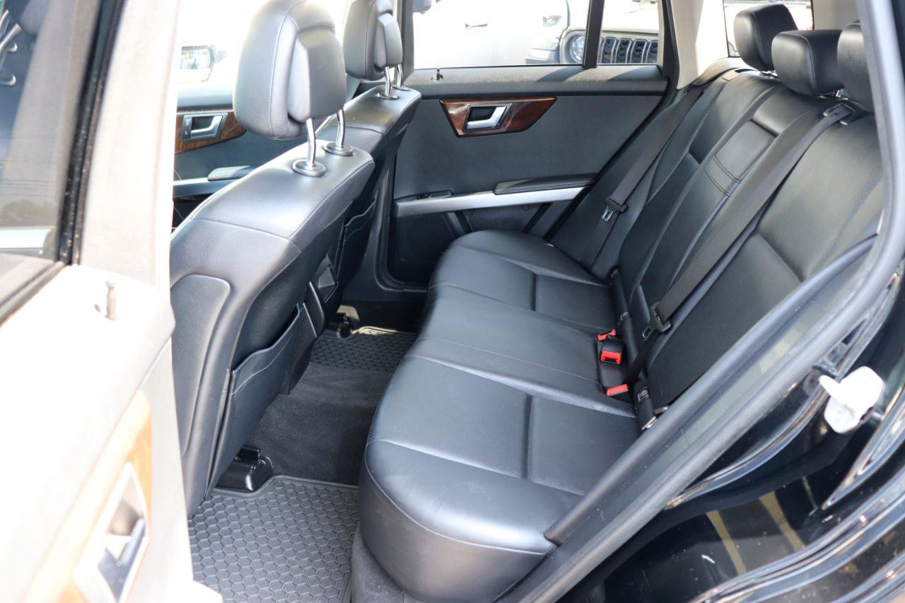 Used 2015 Mercedes-Benz GLK 350 4MATIC image 12