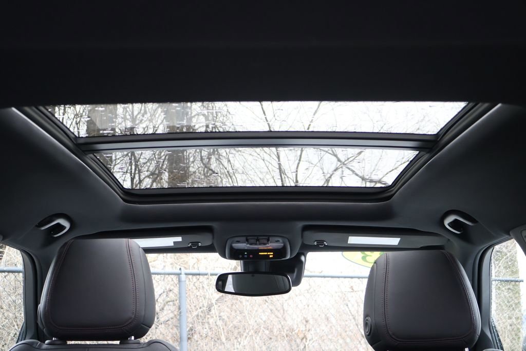 Certified 2023 Chevrolet TrailBlazer RS w/ Sun and Liftgate Package image 50