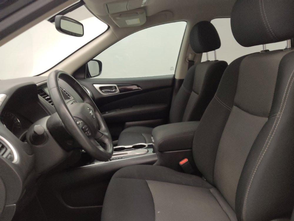 Used 2017 Nissan Pathfinder SV FWD image 17