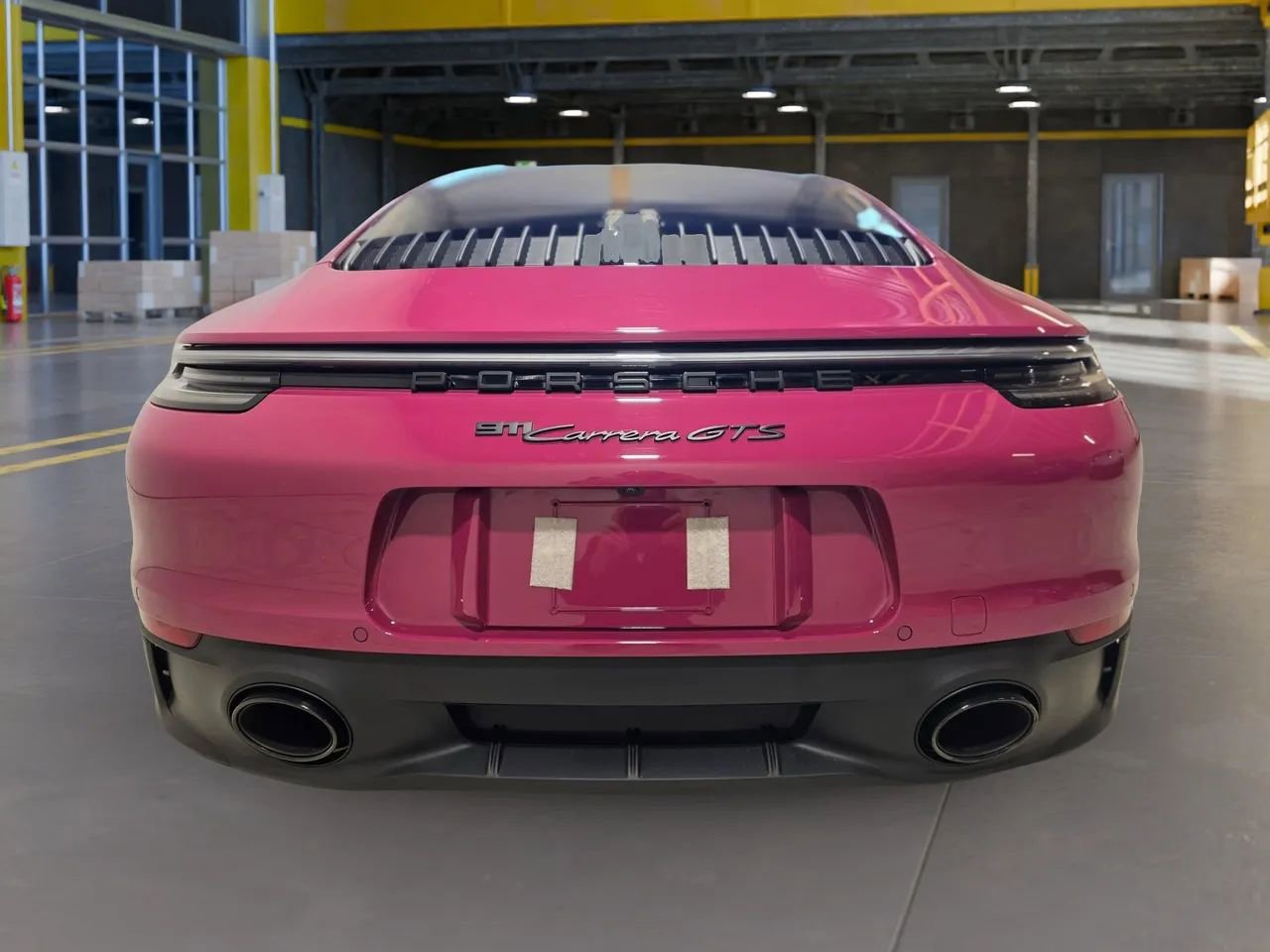 Used 2024 Porsche 911 Carrera GTS w/ Premium Package RWD image 38