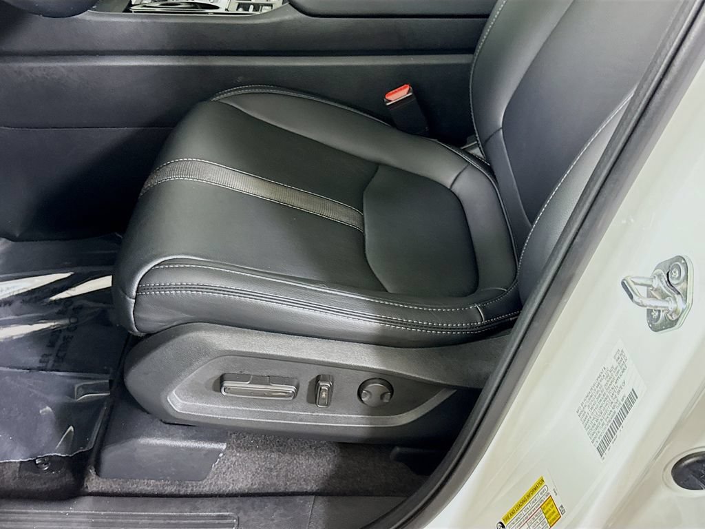 Used 2023 Honda Pilot Touring image 26
