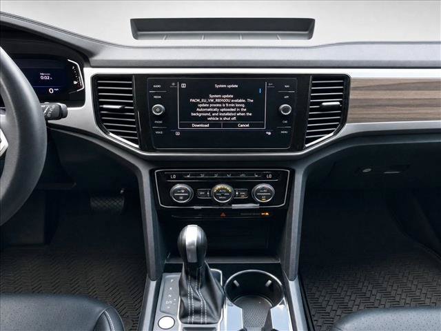 Used 2021 Volkswagen Atlas SEL FWD image 19