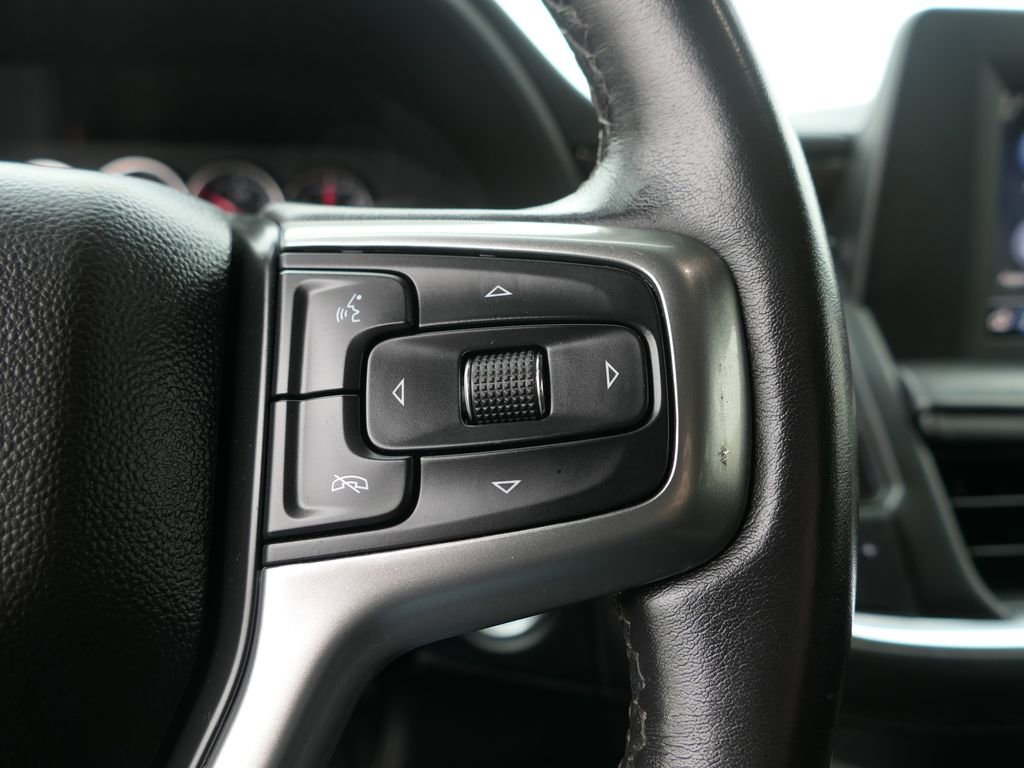 Used 2022 Chevrolet Tahoe LS image 16