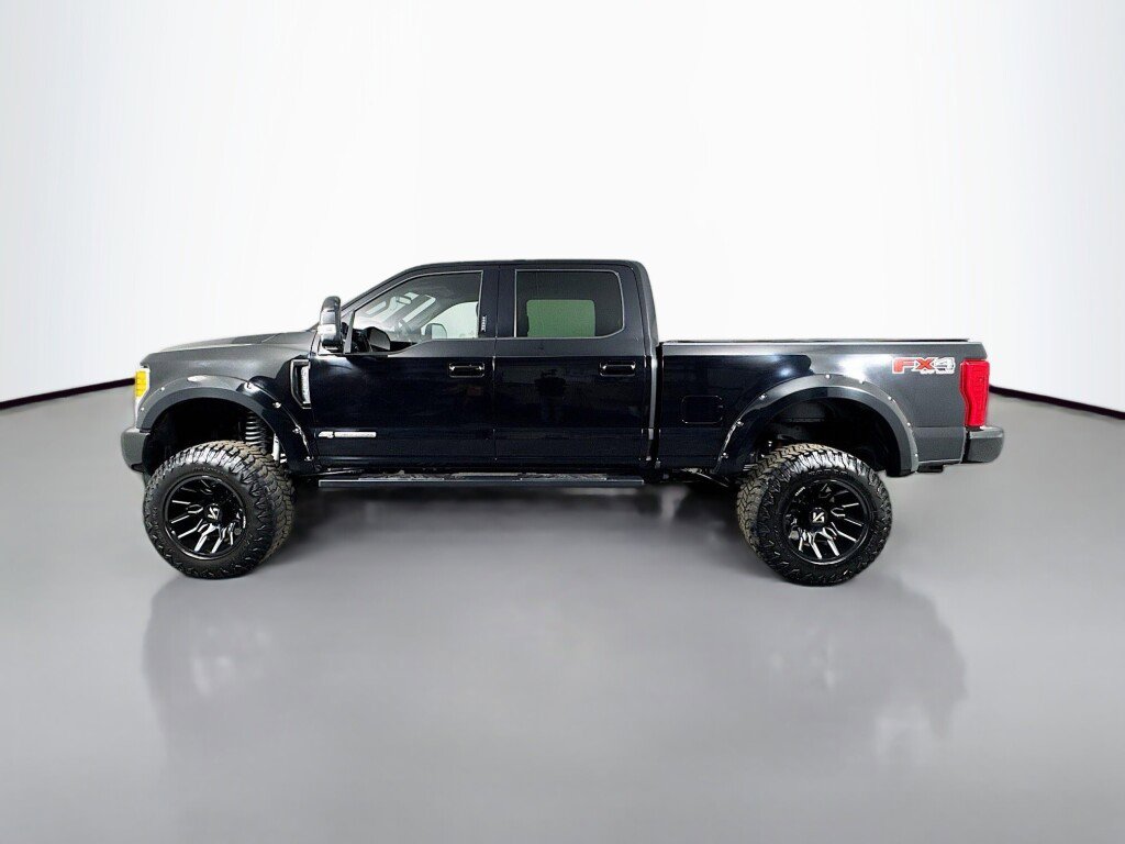Used 2017 Ford F250 Lariat w/ FX4 Off-Road Package image 2