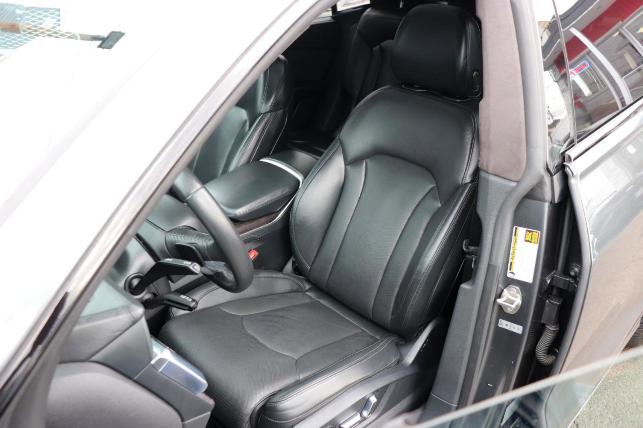 Used 2019 Audi Q8 Prestige image 11