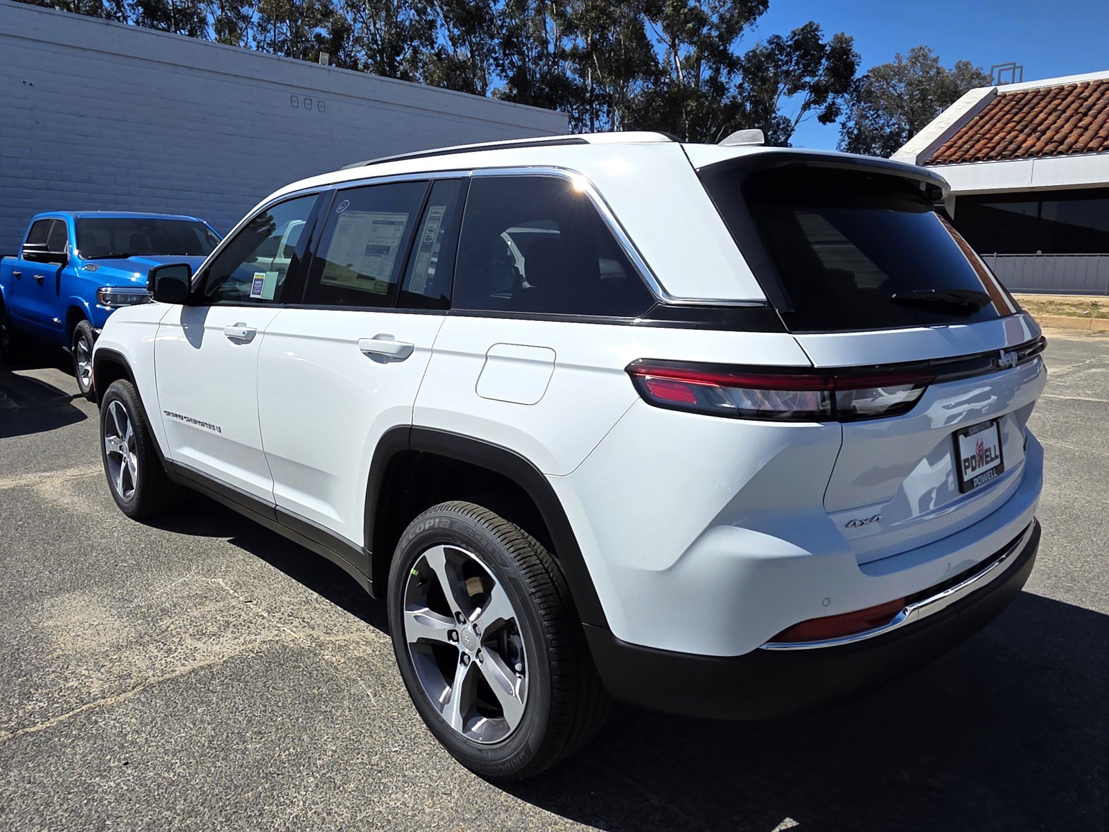 New 2025 Jeep Grand Cherokee Limited AWD/4WD image 3