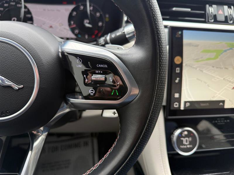 Used 2022 Jaguar F-PACE SVR AWD/4WD image 37