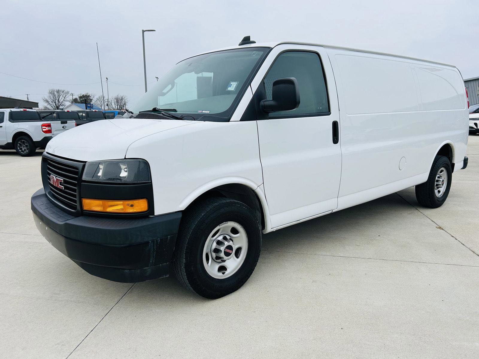 Used 2020 GMC Savana 2500 Extended w/ Driver Convenience Package image 21