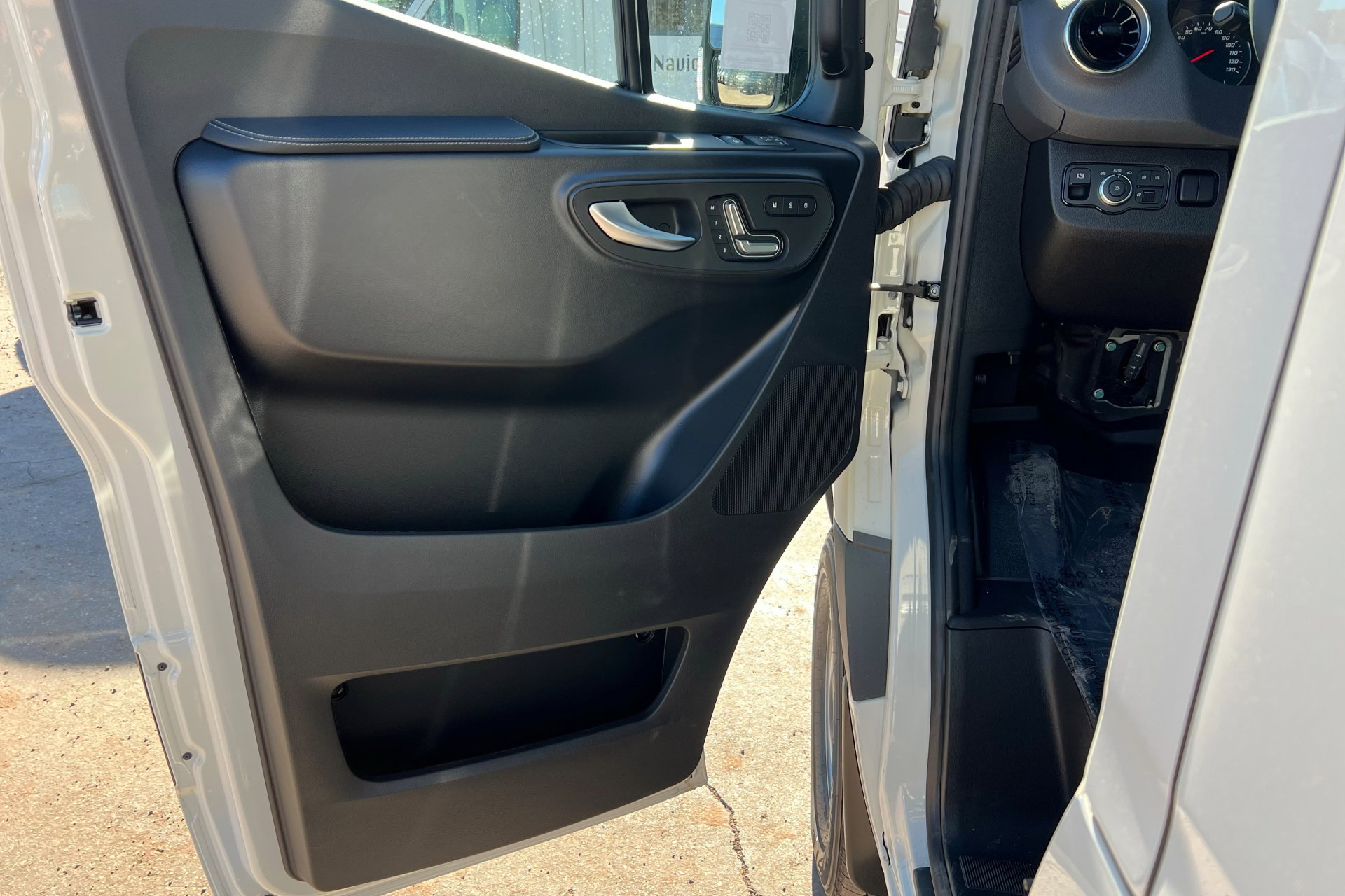 New 2026 Mercedes-Benz Sprinter 2500 image 14