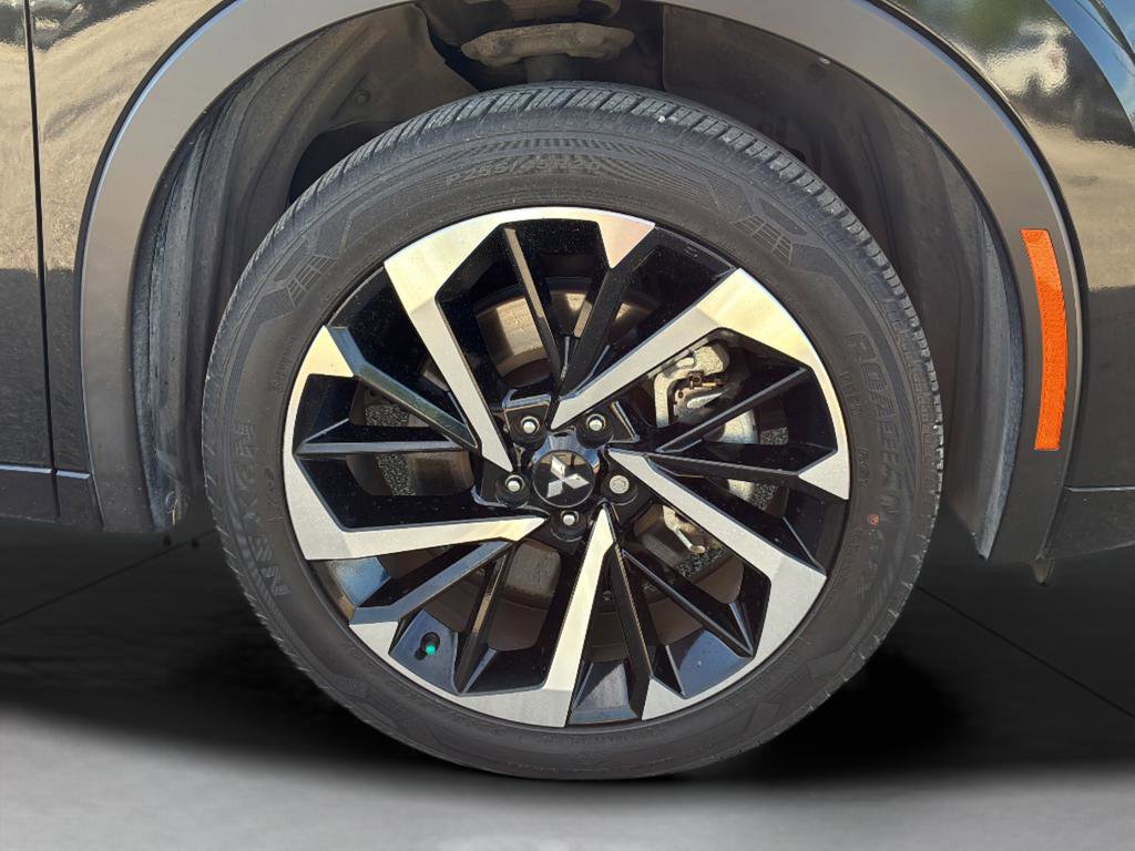 Used 2023 Mitsubishi Outlander SEL image 31