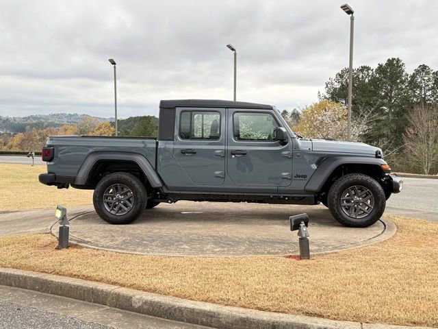 New 2026 Jeep Gladiator Sport image 8