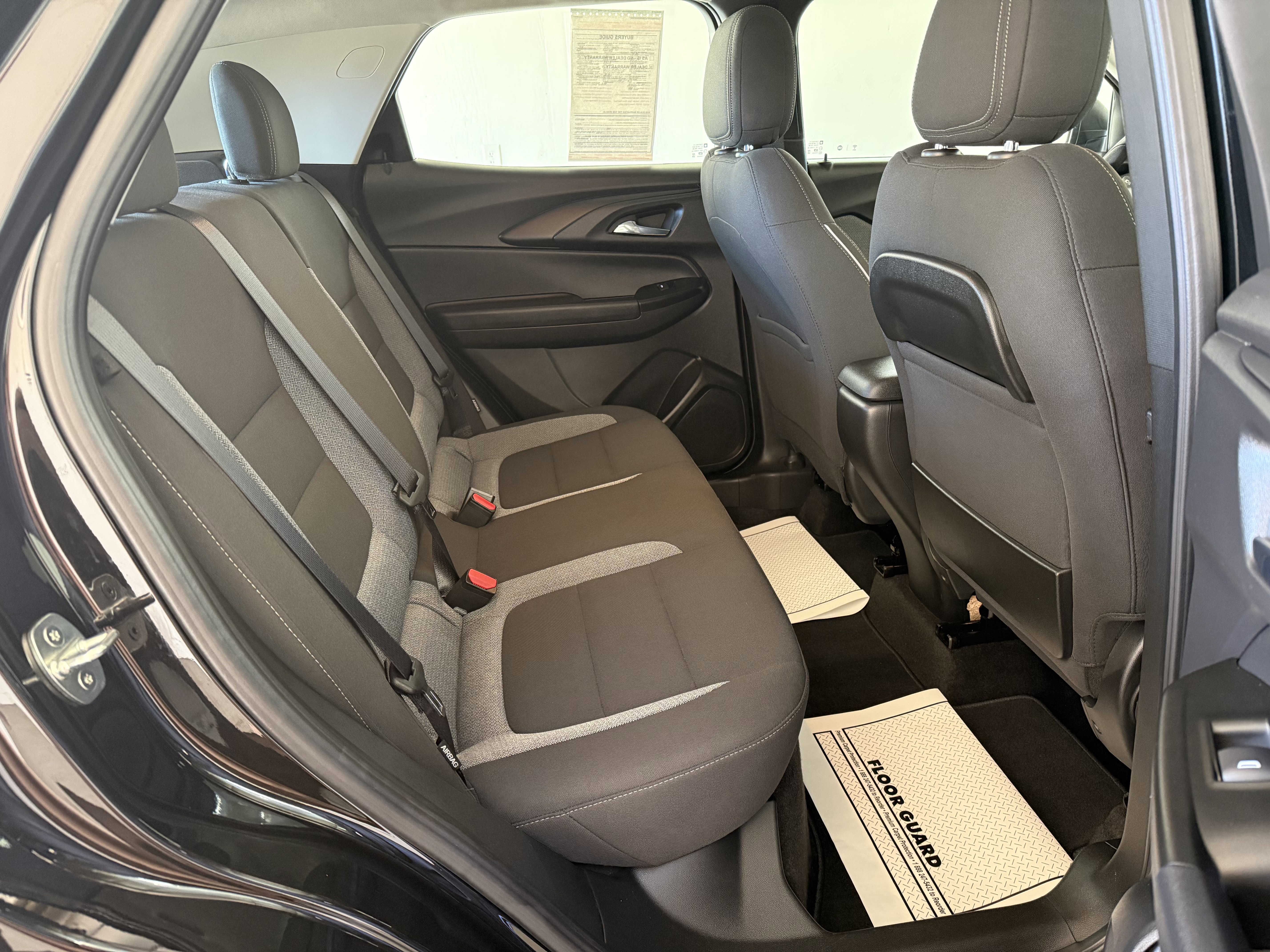 Used 2022 Chevrolet TrailBlazer LS image 28