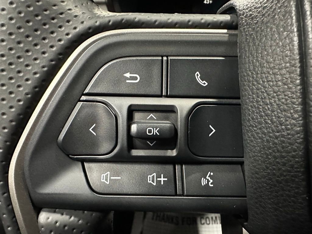 Used 2025 Toyota 4Runner SR5 image 19