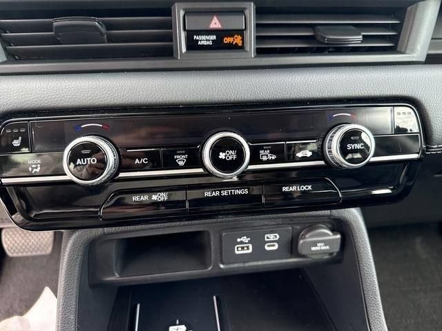 Certified 2023 Honda Pilot Touring image 13