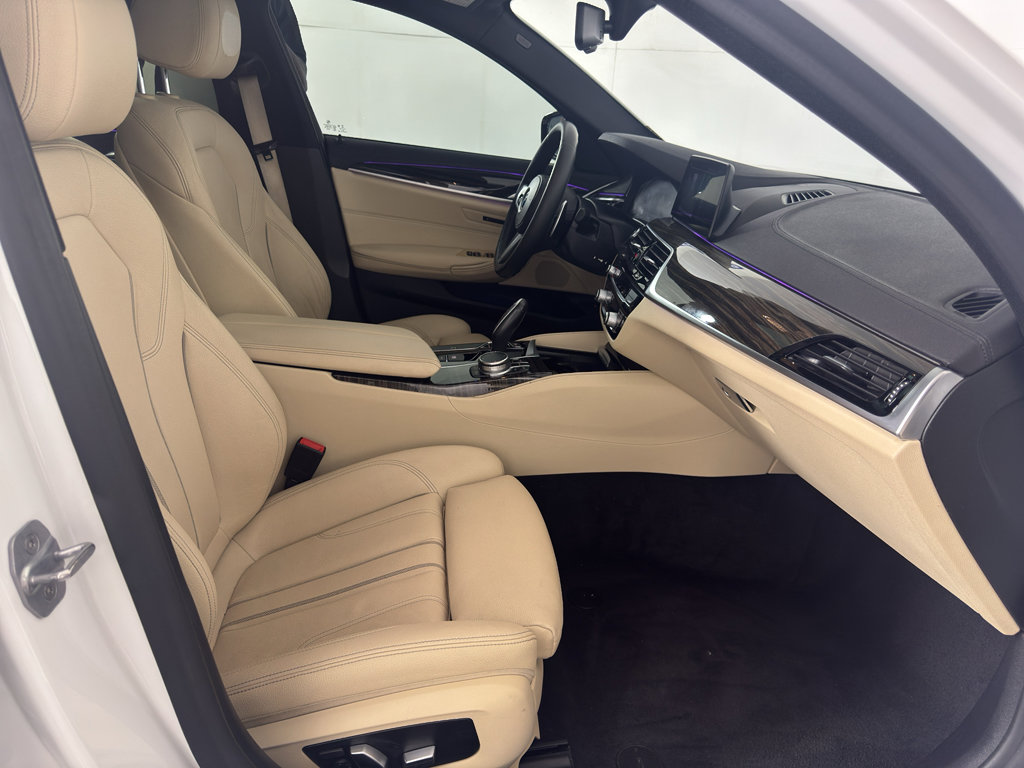 Used 2020 BMW 540i w/ M Sport Package RWD image 42