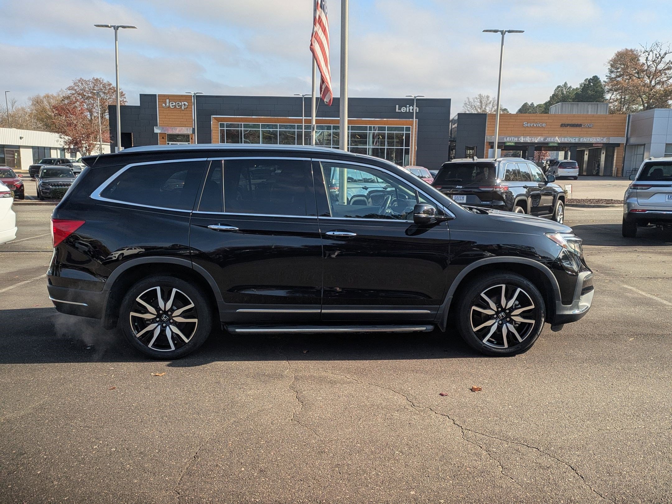 Used 2019 Honda Pilot Elite image 4