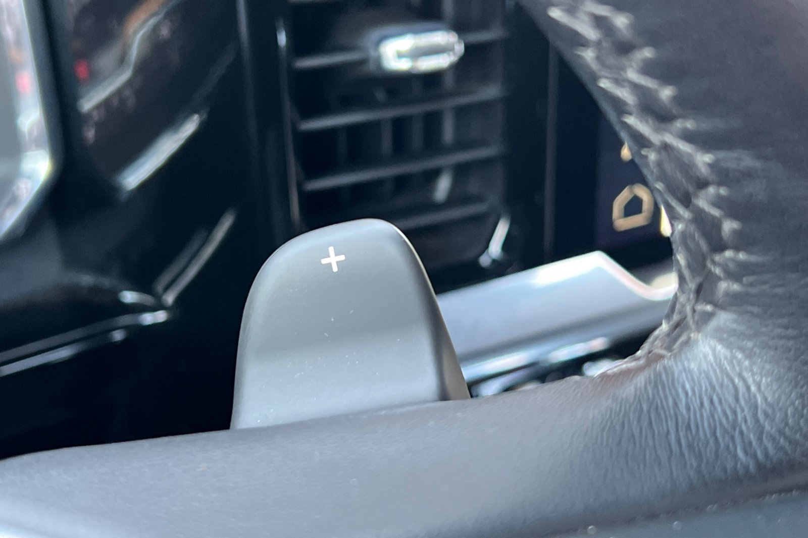 Used 2022 GMC Sierra 1500 Elevation image 33