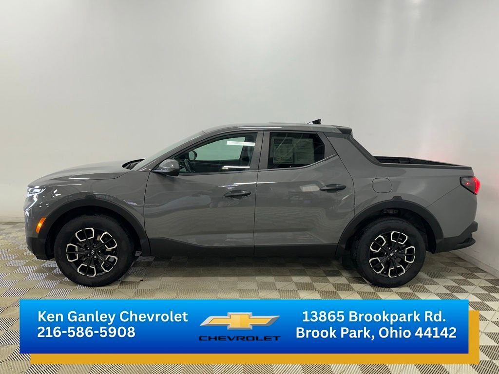 Used 2024 Hyundai Santa Cruz SE FWD image 6