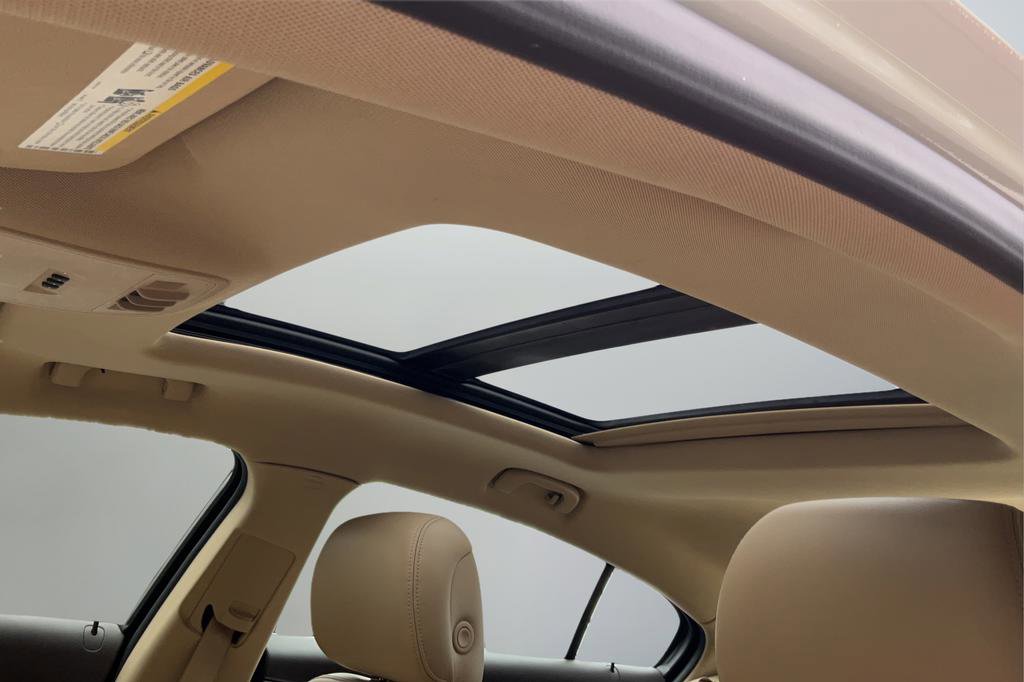 Used 2011 Buick LaCrosse CXL FWD image 18