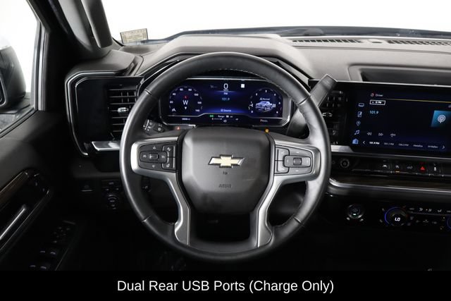 Used 2023 Chevrolet Silverado 1500 LT AWD/4WD image 7