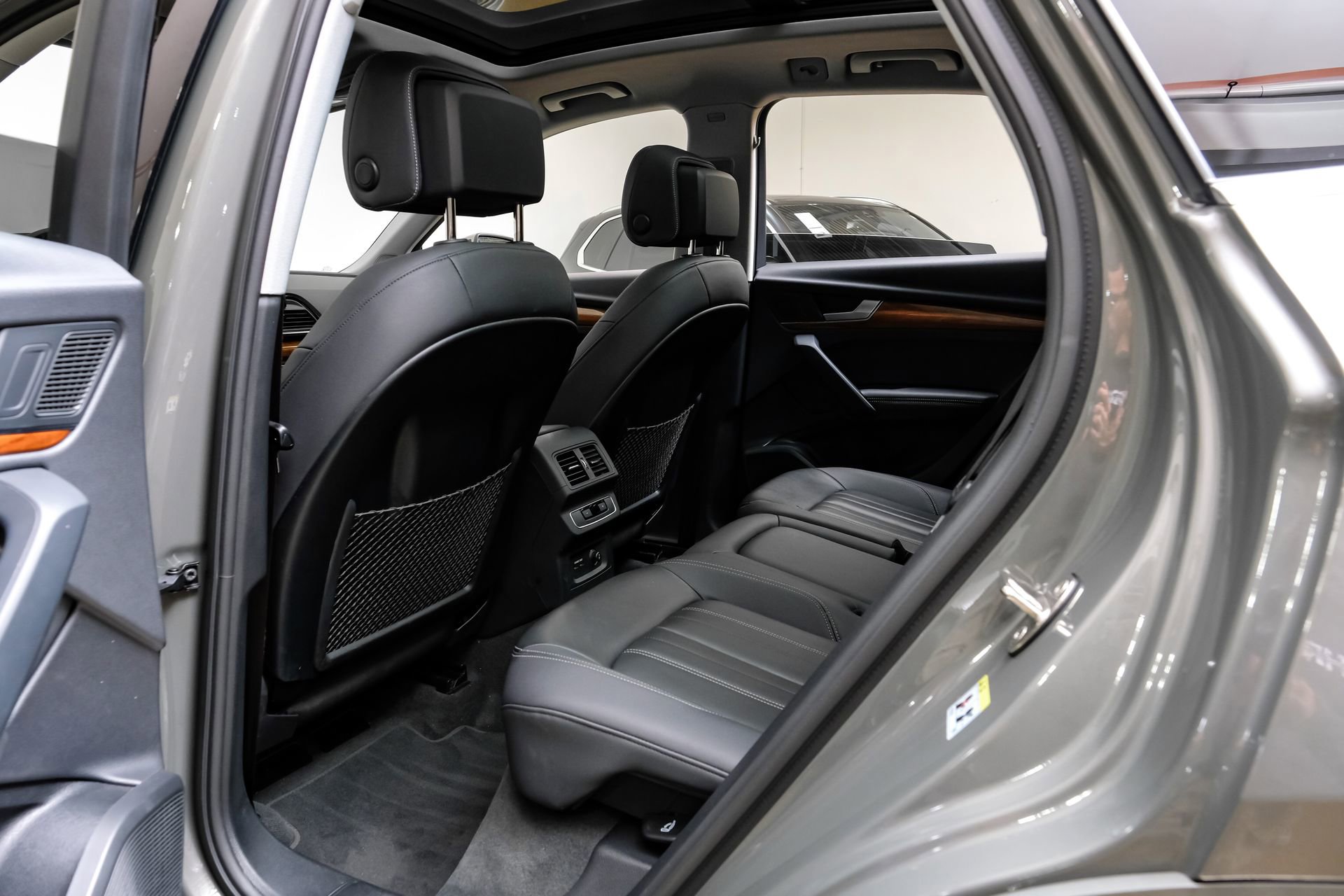 Used 2023 Audi Q5 2.0T Premium Plus w/ Premium Plus Package AWD/4WD image 42