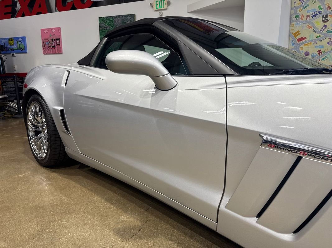 Used 2012 Chevrolet Corvette Grand Sport w/ 3LT Preferred Equipment Group RWD image 50