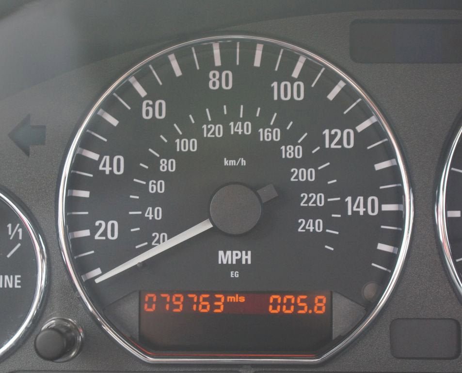 Used 2001 BMW Z3 3.0i RWD image 4