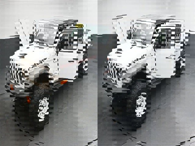 Used 2020 Jeep Gladiator Mojave w/ LED Lighting Group image 37