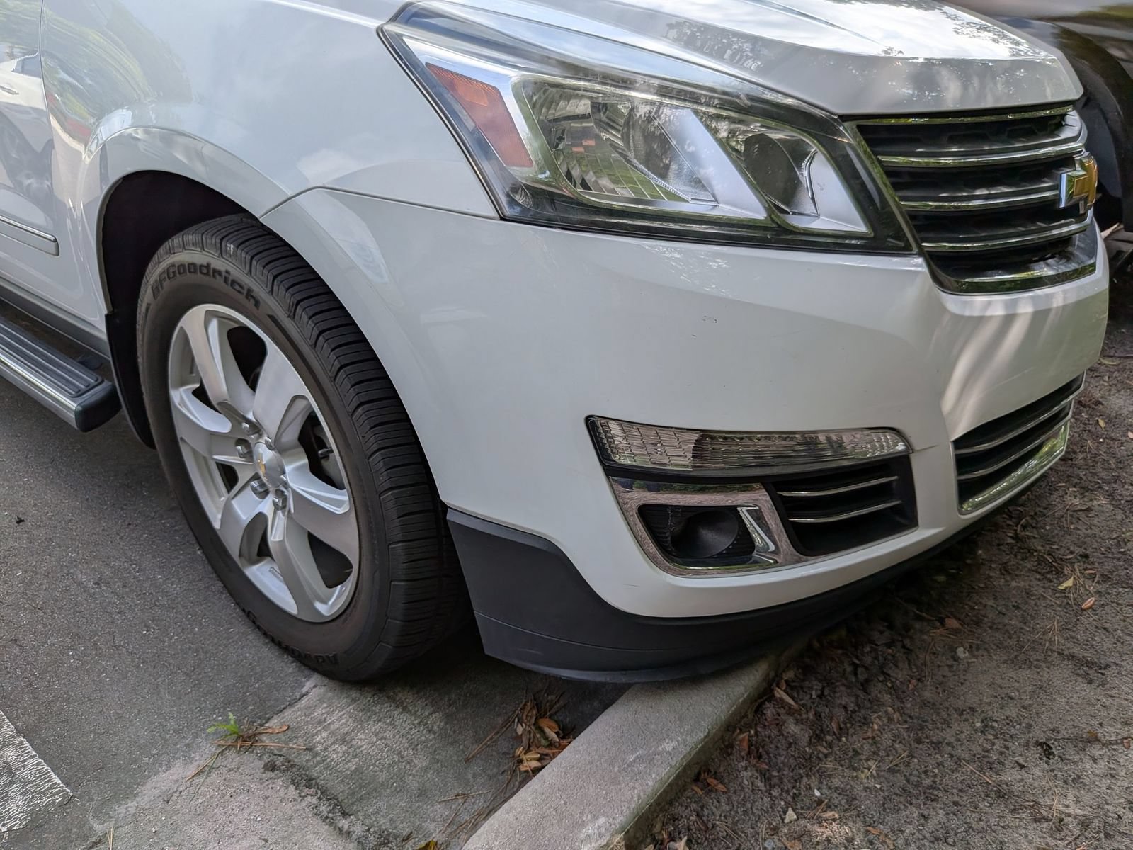 Used 2016 Chevrolet Traverse LTZ w/ LPO, 'HIT The Road' Package FWD image 10