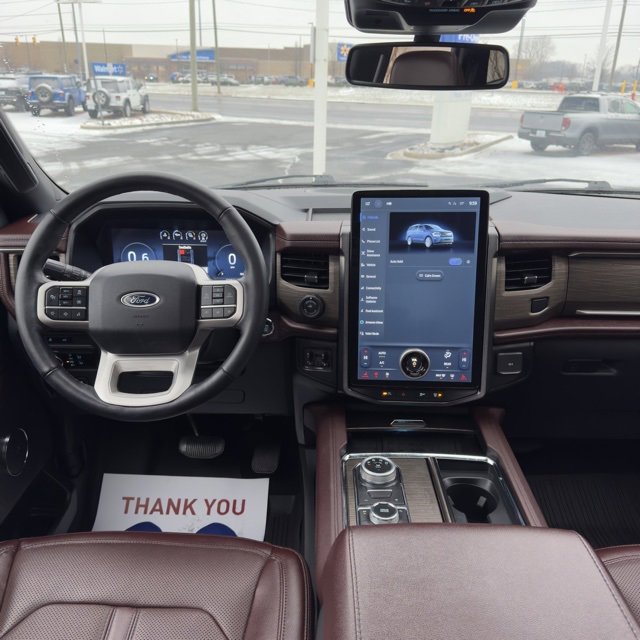 Used 2024 Ford Expedition Max Limited image 17