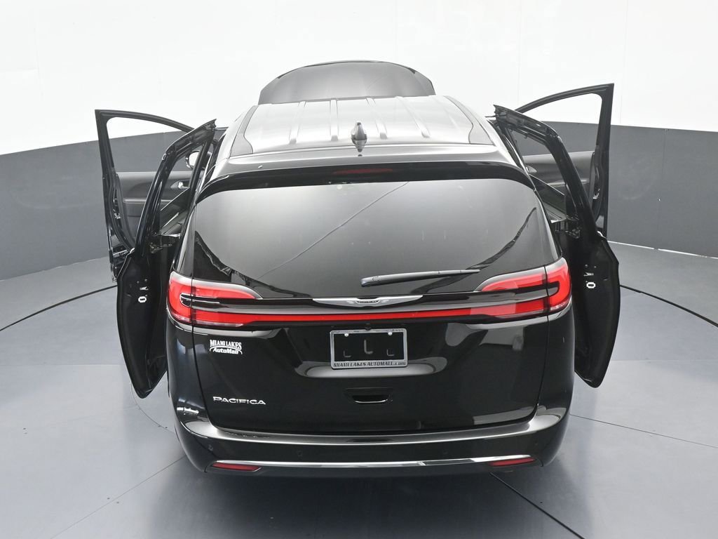 New 2026 Chrysler Pacifica Select image 68