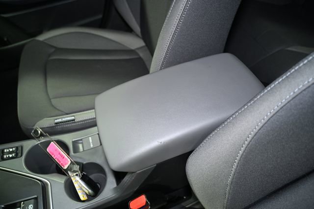 Used 2025 Subaru Crosstrek 2.0i Premium image 24