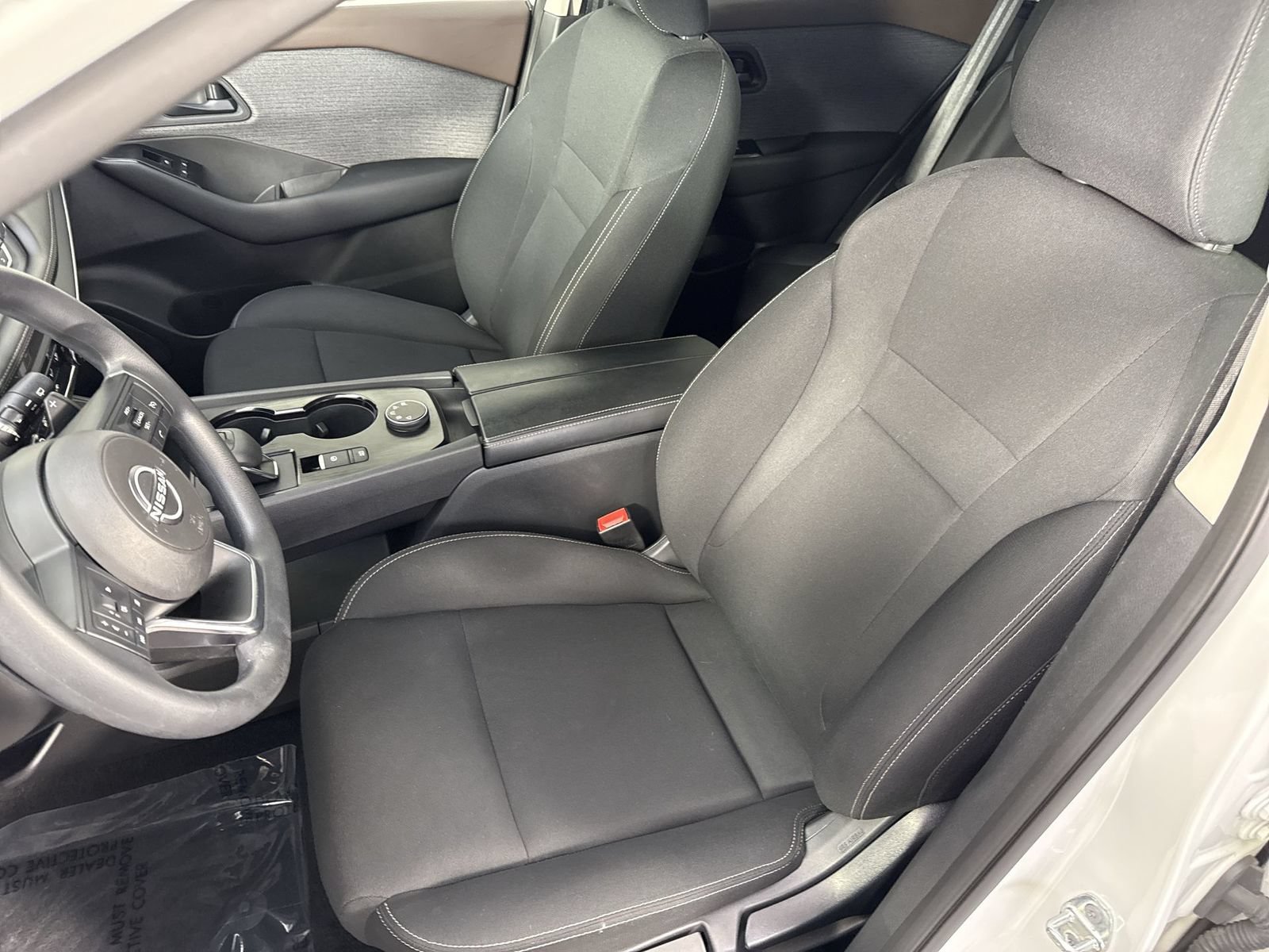 Used 2023 Nissan Rogue S AWD/4WD image 18
