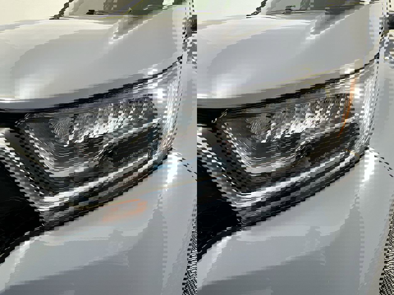 Used 2020 Honda CR-V Touring image 11