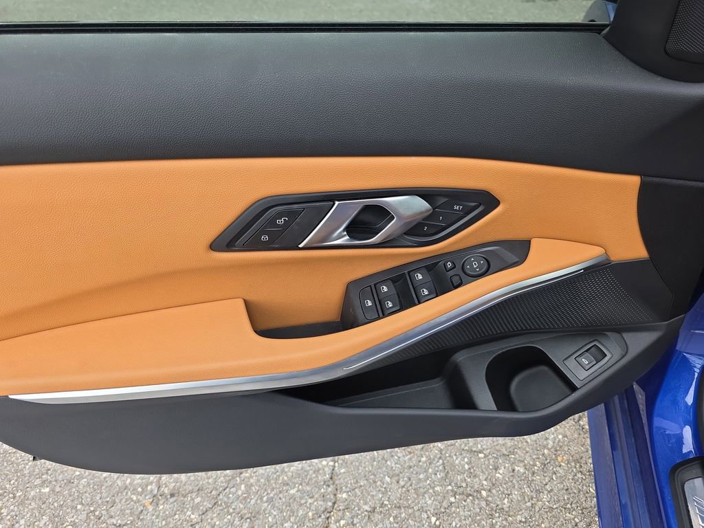 Used 2024 BMW 330i xDrive Sedan w/ M Sport Package image 19