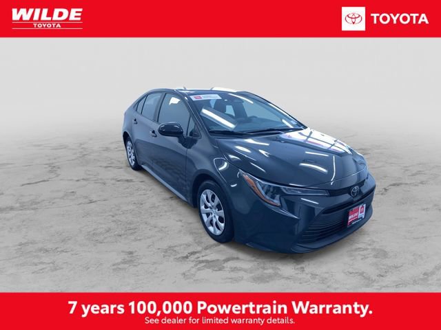 Certified 2025 Toyota Corolla LE image 3