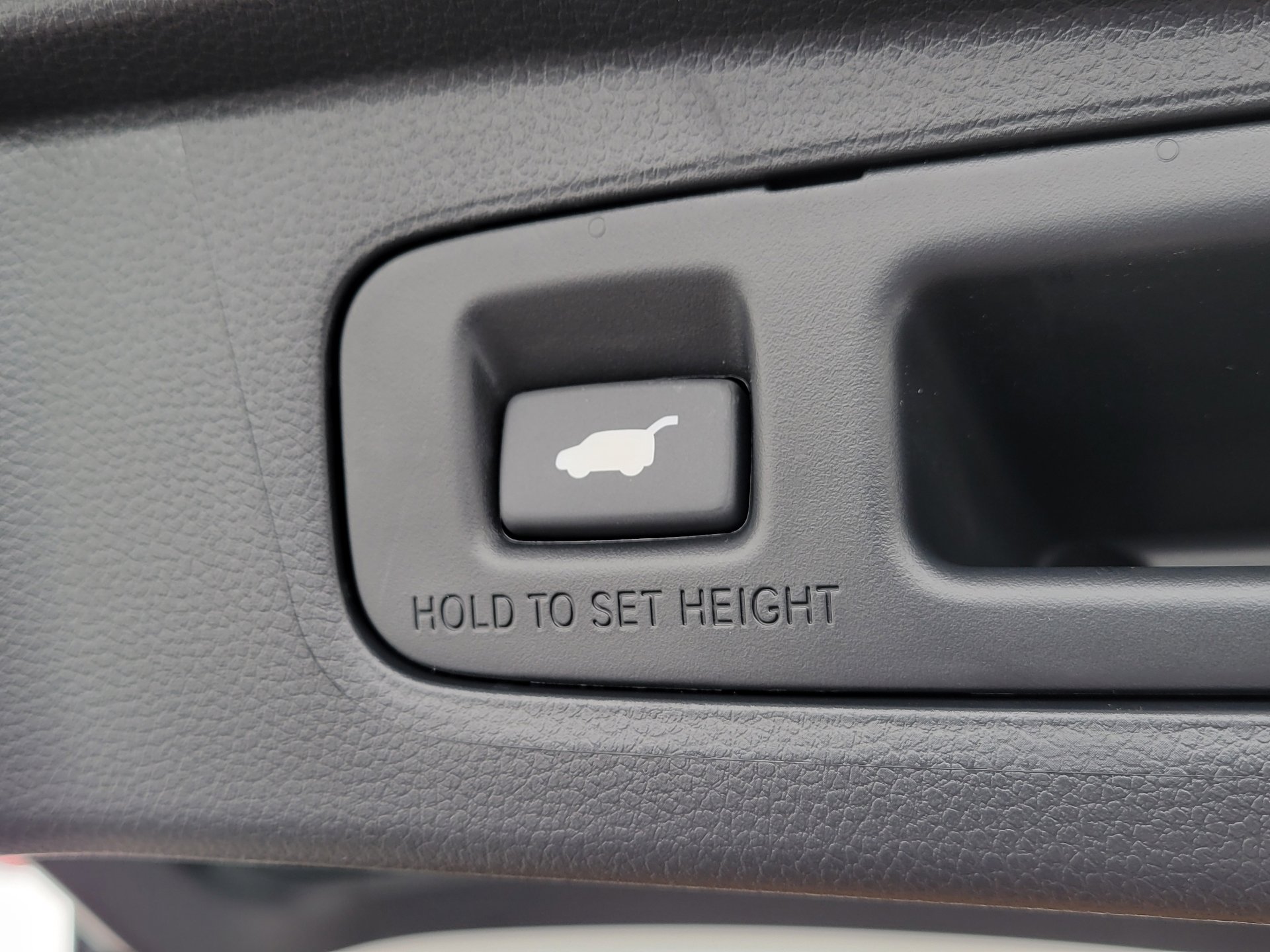 Certified 2025 Honda CR-V Sport Touring image 9