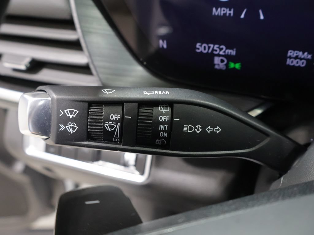 Used 2024 Buick Envision Preferred AWD/4WD image 36
