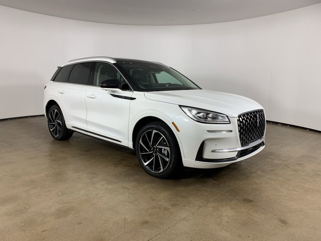 Used 2024 Lincoln Corsair Grand Touring w/ Equipment Group 301A AWD/4WD image 5