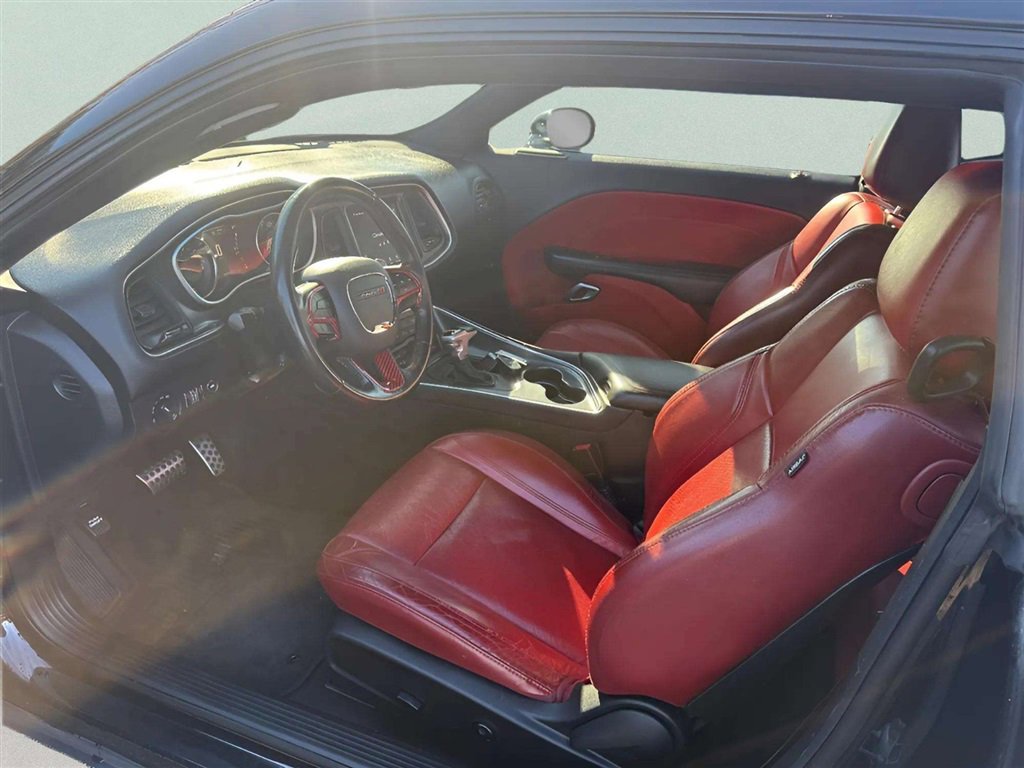 Used 2018 Dodge Challenger GT w/ Driver Convenience Group AWD/4WD image 8