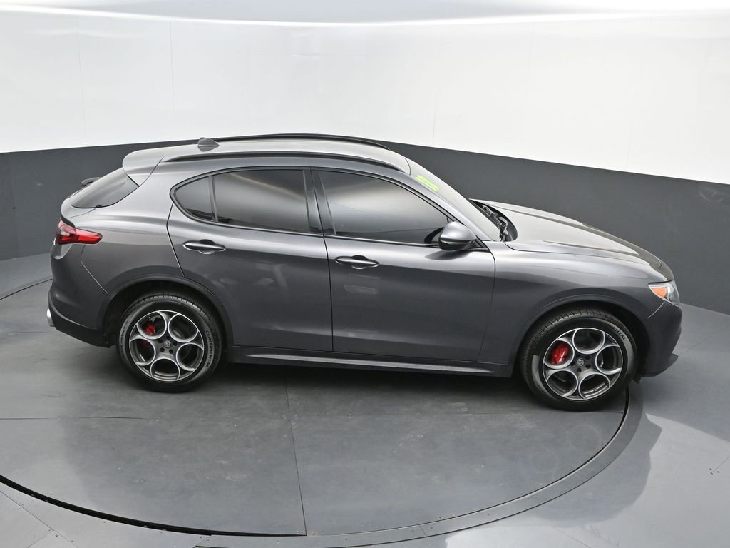 Used 2018 Alfa Romeo Stelvio Sport w/ Quick Order Package 22J Sport image 31