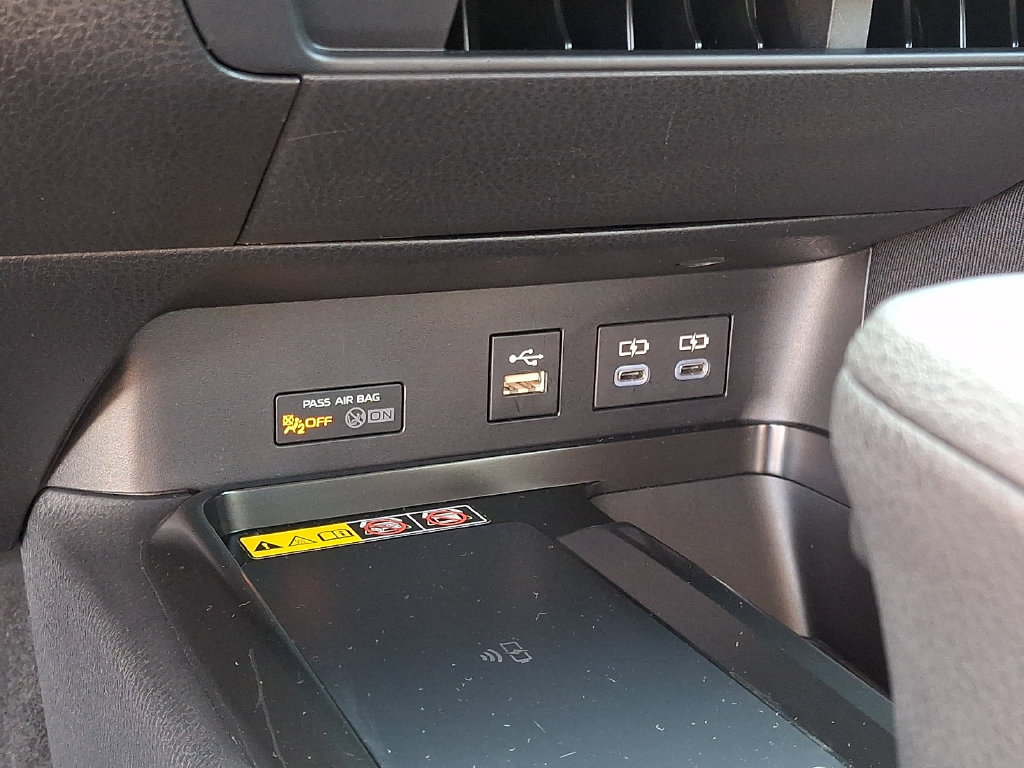 Used 2026 Toyota Camry LE FWD image 17