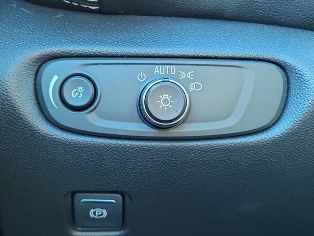 Used 2024 Chevrolet Blazer LT image 31