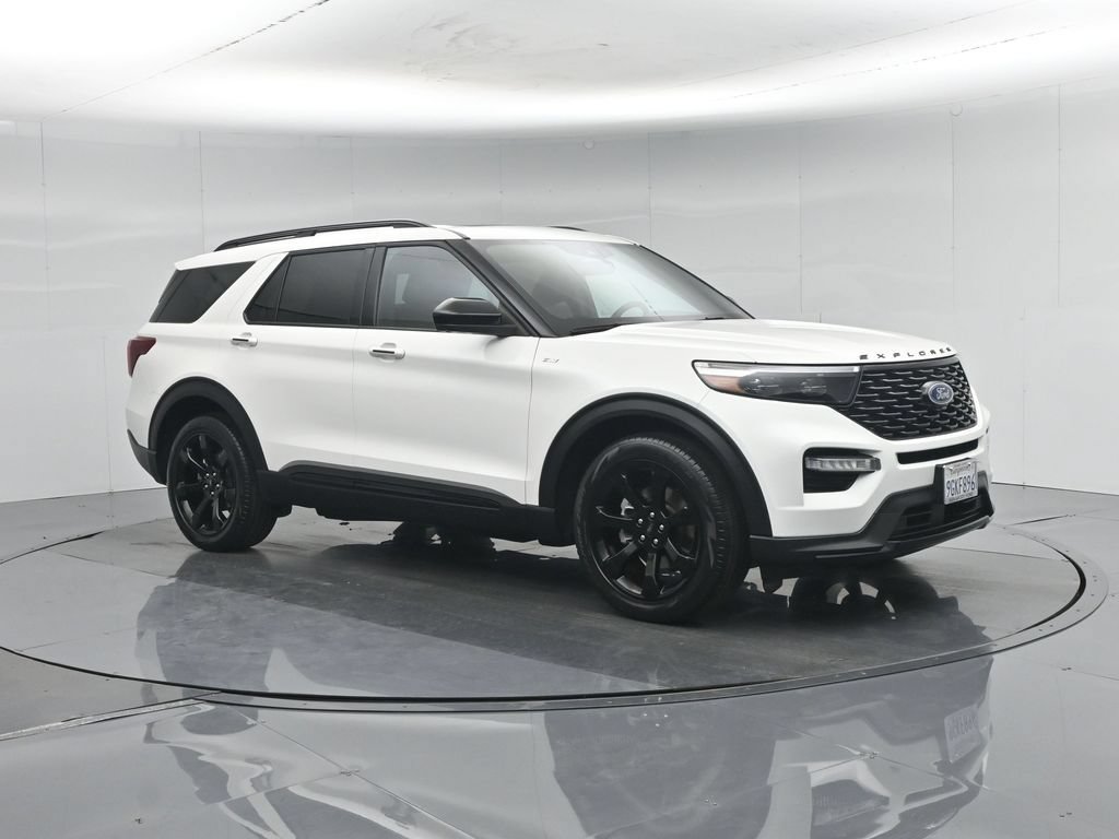 Certified 2023 Ford Explorer ST-Line w/ Class IV Trailer Tow Package RWD image 28