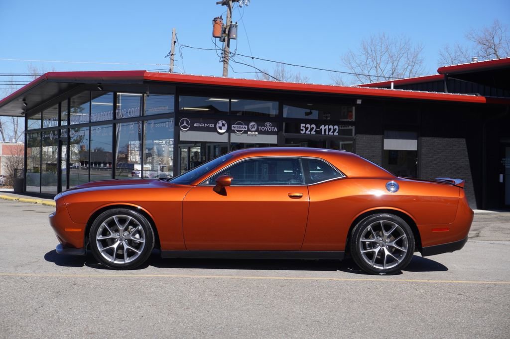 Used 2022 Dodge Challenger GT image 4